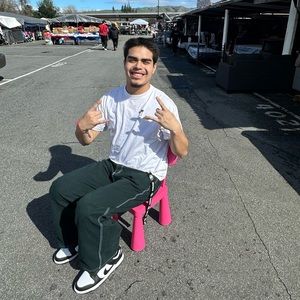 Meet your Posher, Leonardo